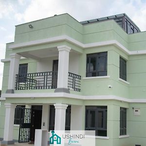 Ushindi Bronx Villas نيروبي Exterior photo