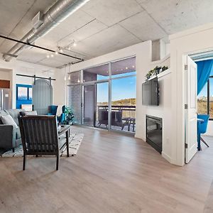 فيلا Northside District Loft - Panoramic Valley Views أكرون Exterior photo