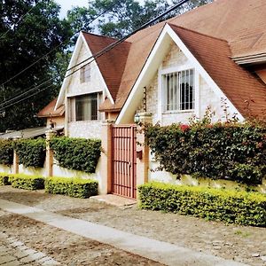 شقة Amplia Habitacion Hacienda Santo Domingo San Lucas Sacatepéquez Exterior photo