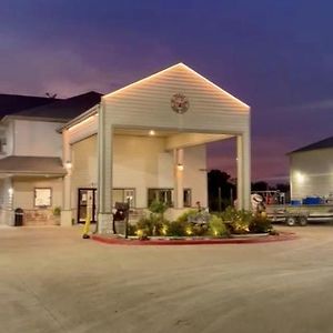 Lone Star Inn And Suites فيكتوريا Exterior photo