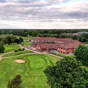 Wensum Valley Hotel Golf And Country Club نورويش Exterior photo