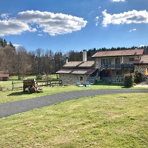 مبيت وإفطار Viverols Moulin Des Comtes - Chambre Des Comtes Exterior photo