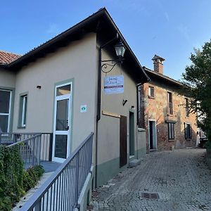 فندق Locanda Della Rocca Di Camagna Camagna Monferrato Exterior photo