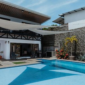 جاكو Private Home With Resort Style Swimming Pool Exterior photo