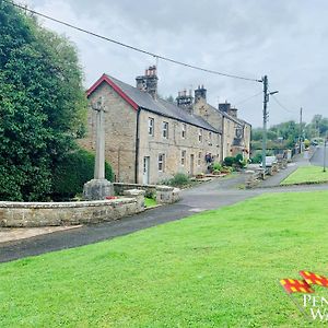 Greenhead 2Fountains Cottage - Stylish Cottage Hadrains Wall Exterior photo
