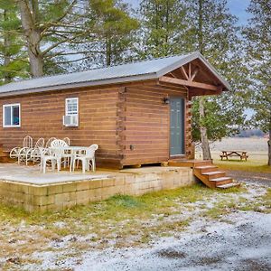 شقة Mauston Studio Cabin About 15 Mi To Wisconsin Dells! Lyndon Station Exterior photo