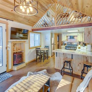 فيلا Cozy And Restful Cabin, Steps To Lake Almanor Exterior photo