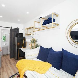 شقة Tiny Living; Big Style أوكلاند، كاليفورنيا Exterior photo