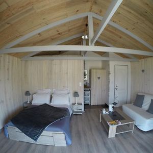 مبيت وإفطار Chambre D'Hotes De L'Estuaire De بلايي Room photo