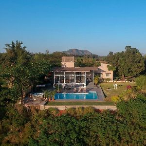 Somavadi Stayvista'S The Estate - Luxury Living - Kusur - Mountain-View Villa With Private Pool, Outdoor Jacuzzi & Indoor-Outdoor Activities Exterior photo