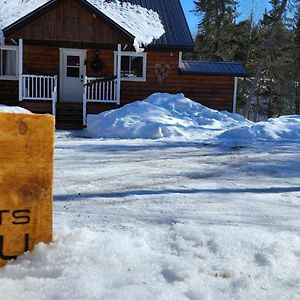 فيلا Chalet Riviere - Cozy - Bord De Riviere - Petit Dejeuner Bio - Romantique بلدية سان ألكسيس دي مونت Exterior photo