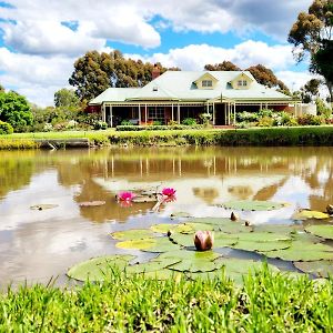 فيلا The Lake House Waranga Shores Exterior photo