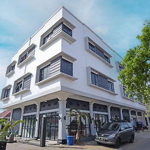 باندا أسيه Super Oyo Capital O 92096 Kuala Ulee Lheue Residence Syariah Exterior photo