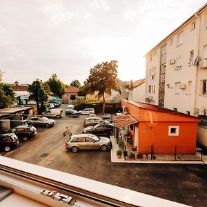 شقة Rest In The Center Nikšić Exterior photo