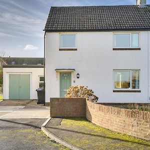 Beal The Birdhouse Family Home With Countryside Views Exterior photo