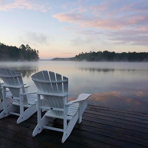 Cozy Muskoka 4-Bedroom Cottage On Lake Rosseau Minett Exterior photo