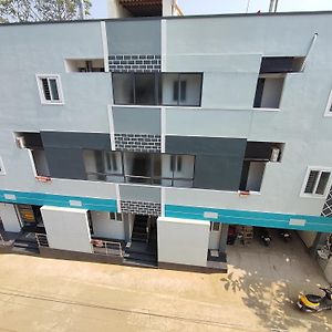 فندق Sri Aksha Residency Alāndurai Exterior photo