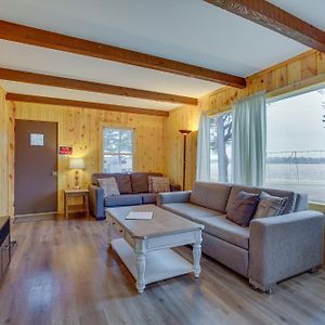 فيلا Pet-Friendly Cabin Retreat Wisconsin River Access Lyndon Station Exterior photo