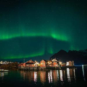 فندق Henningsvaer Rorbuer Exterior photo