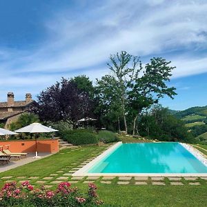 فيلا Casale Belvedere Marcheholiday Monteciccardo Exterior photo