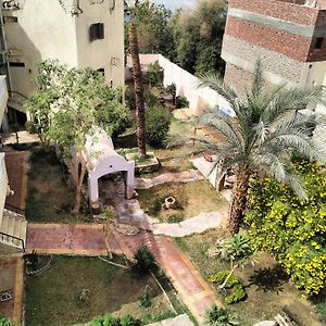 فندق Roof Garden House أسوان Exterior photo