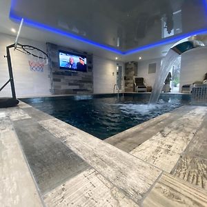 فيلا Peover Superiorفي Jaw Dropping House With Private Indoor Pool And Hot Tub Exterior photo