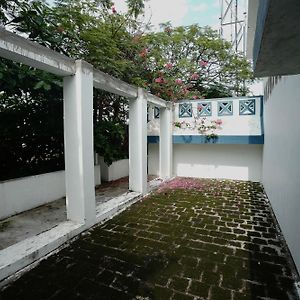 Virudunagar Genga Nilayam Homestay Exterior photo