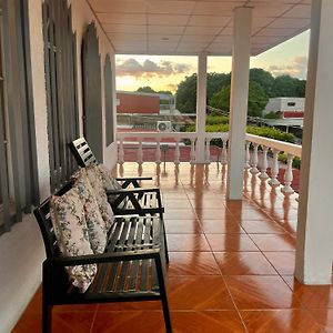 ماناجوا Casa Robles - Your Stay Near Airport Exterior photo