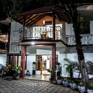 Golden Star Guest House جافنا Exterior photo