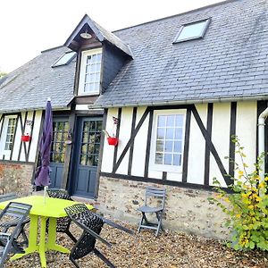 مبيت وإفطار Freneuse-Sur-Risle Maison Normande Exterior photo