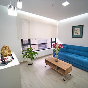 Moderna Suite En كويتو Exterior photo