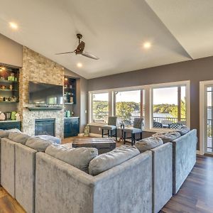 Linn Creek Spacious Lake Of The Ozarks Escape With Deck And Views Exterior photo