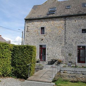 فيلا Le Grenier De La Floye - Gite Coquelicot Mettet Exterior photo