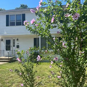 فيلا Boston Single Family House - Super Quiet And Private Exterior photo