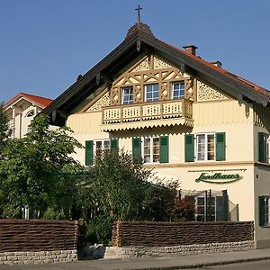 Landhaus Hotel فولفراتسهاوزن Exterior photo