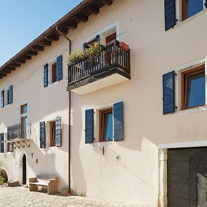 Frisanco Traditional Apartment In Poffabro With Fireplace Exterior photo