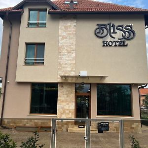 فندق Хотел Bliss Kazichene Exterior photo