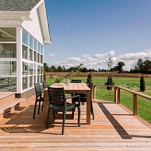 فيلا Hambly House - Modern Farmhouse Near Pec Greater Napanee Exterior photo