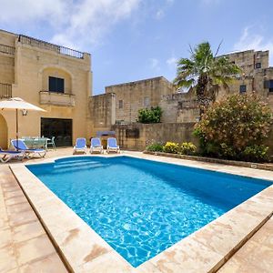 Dar Ta' Lonza Villa With Private Pool Għasri Exterior photo