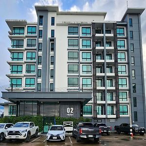 O2 Hotel Maesot ماي سوت Exterior photo