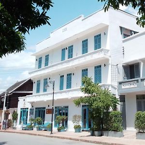 Villa Merry Lao Ban Aphay لوانغ برابانغ Exterior photo