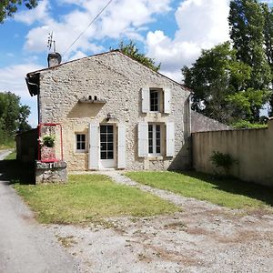 فيلا La Petite Maison Matha Exterior photo