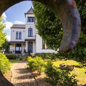 مبيت وإفطار Florennes Le Manoir De La Valette Exterior photo