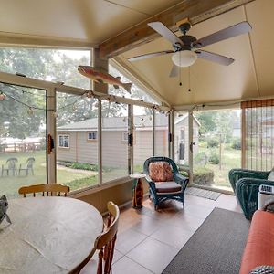 Lakefront Cottage With Deck Near Indiana Beach! مونتيسلو Exterior photo