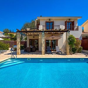 كوكليا 3 Bedroom Villa Athina With Private Pool And Golf Views, Aphrodite Hills Resort Exterior photo