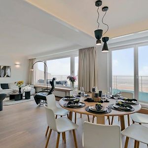 كنوك هايست Stunning Fully Renovated Apartment With Panoramic Sea-View In 'T Zoute With 2 Parkings Exterior photo