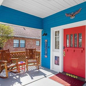 فيلا Stockyards-3/4 Mile Away!-Sleeps 8-Americana House فورت وورث Exterior photo