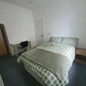 فندق Double-Bed L1 Burnley City Centre Exterior photo