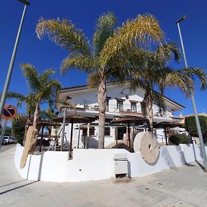 Hostal Espai Mediterrani بويبلا دي فالبونا Exterior photo