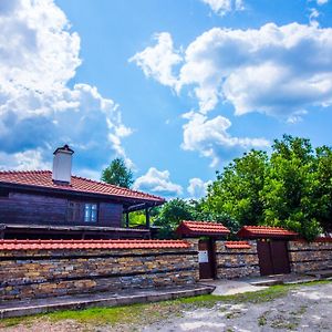 فيلا Стальовата Къща - Stalyovata House Prokhod Exterior photo